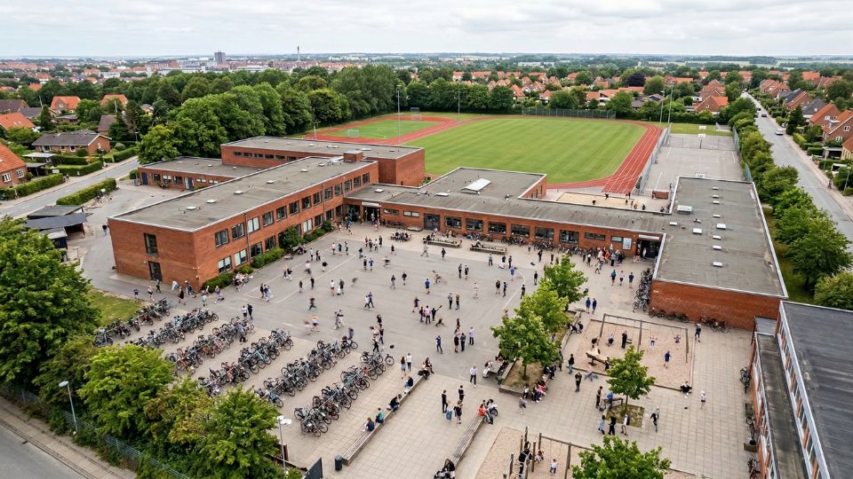 skolerengøring dronefoto privatskole friskole